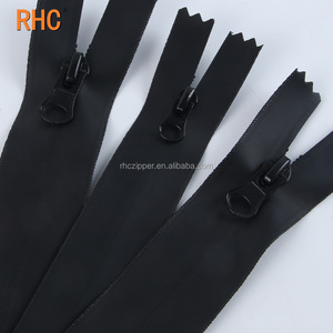 Matte màu đen vô hình dây kéo <span class=keywords><strong>6</strong></span> inch closed-End kéo khóa 3 #5 # không thấm nước Nylon ngược dây kéo cho Áo khoác/túi quần áo tùy chỉnh - Product Image 1