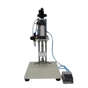 Máquina Tapadora Neumática con Pedal para Tapas de Whisky, Agua, Refrescos, Cerveza, Vino y Cosméticos - Product Image 2
