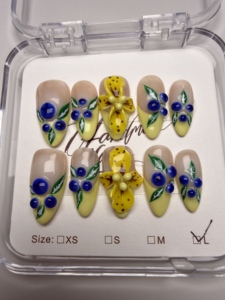 Uñas Postizas Hechas a Mano, Cortas, Almendradas, Diseño Veraniego 3D con Frutas y Jardín, Uñas de Gel Artesanales, Estética Floral Realista y Lujosa - Product Image 6
