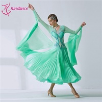 B-19527 Yundance Nouvelle tenue de danse de salon moderne de norme nationale, robe de danse de salon avec plis en soie perlée