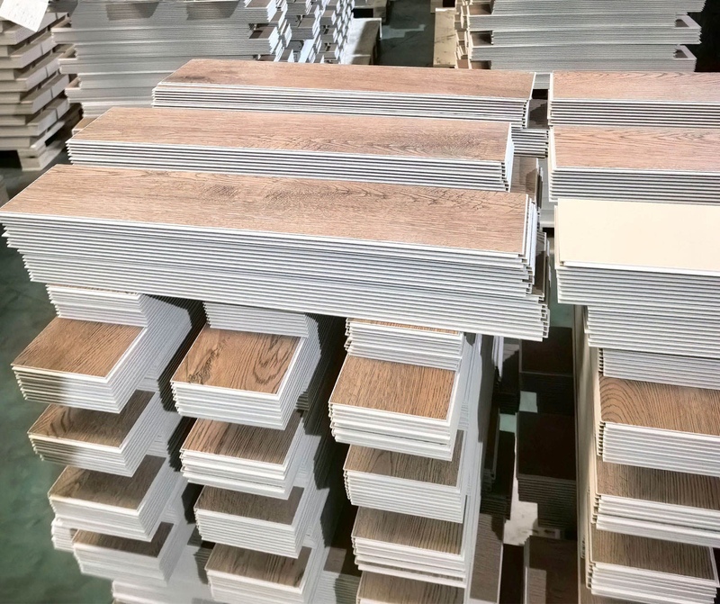 Traditional Waterproof SPC Flooring 4mm 5mm