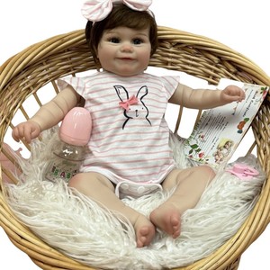Muñeca bebé reborn OtardDolls de 50 cm, muñeca realista con traje de conejito para que los niños jueguen - Product Image 5