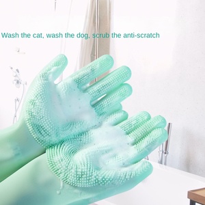قفازات استحمام للكلاب والقطط، فرشاة بلاستيكية لإزالة الشعر العائم، مقاومة للخدش والعض، فرشاة تدليك للاستخدام في الحمام، مناسبة لجميع الفصول - Product Image 4