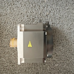 Contrôleur de moteur Mitsubishi Electric HG-KN73J-S100, industriel, métallique, fabriqué au Japon - Product Image 2