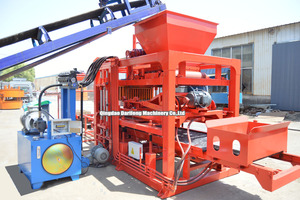 Vibradores totalmente automáticos para pavimentar, máquina para hacer bloques, maquinaria <span class=keywords><strong>de</strong></span> bloques huecos <span class=keywords><strong>de</strong></span> <span class=keywords><strong>cara</strong></span> dividida <span class=keywords><strong>de</strong></span> hormigón - Product Image 5