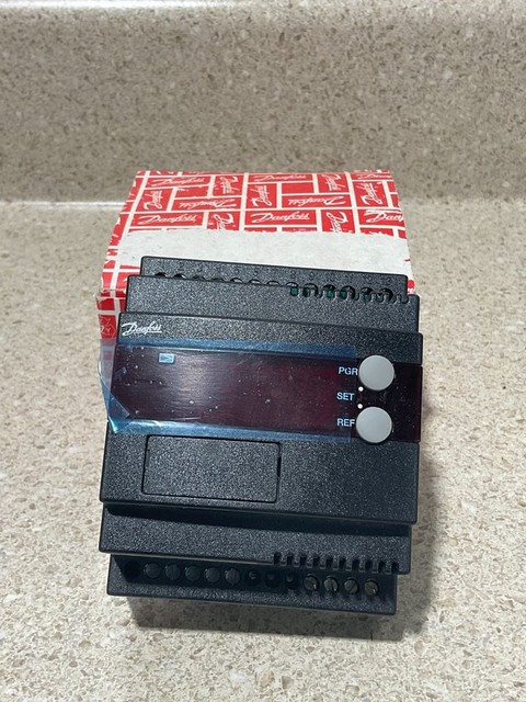 New Original Ready Stock EKC366 Industrial Automation PAC Dedicated PLC Programming Controller