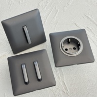 NUEVO Interruptor de Luz de Pared para el Hogar con Panel de PC Piano Keys 2026, 16A Alemán, 13A Reino Unido, Enchufe Universal, Acabado Gris Mate Suave como Piel de Bebé, Moderno
