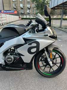 <span class=keywords><strong>Aprilia</strong></span> GPR250 Elettrica 2024, Moto a 4 Tempi, 1.<span class=keywords><strong>500</strong></span> km di Chilometraggio, Condizioni Come Nuova, Stato Meccanico Eccellente - Product Image 5
