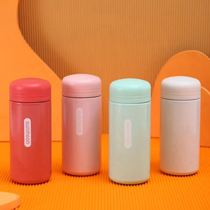 Mini taza aislada tipo cápsula, botella de agua portátil de bolsillo, taza pequeña y ligera para beber al aire libre, para mujeres, estudiantes y niños - Product Image 2