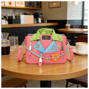 กระเป๋าถือโลหะลายดอกไม้สำหรับสาวๆ ขายดี - Product Image 2