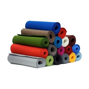 Tela de Fieltro Punzonado 100% Poliéster, Material Suave y Transpirable No Tejido para Aplicaciones en Prendas, Calzado y Bolsos - Product Image 5
