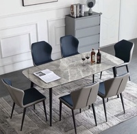Ensemble de table à six places classique italien, design moderne extensible en marbre, personnalisable pour la maison, la villa, l'appartement, le salon, la salle à manger, l'hôtel