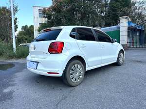 Vente flash Volkswagen essence V-W Polo 2018 1.5L automatique, type de conduite 5 portes, 5 places, berline, voiture d'occasion V-W Polo - Product Image 4