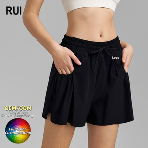 RUIQUWIN Vente en gros Shorts de yoga et de sport personnalisés pour femmes, séchage rapide, taille haute, plissés, pour l'extérieur, la course et le fitness - Product Image 1