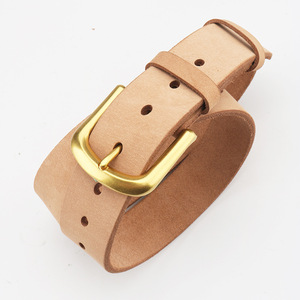 Cinturón Minimalista de Cuero Genuino de Vaca Curtido Vegetalmente, Cinturón de Cuero Crudo para Jeans con Hebilla Resistente para Hombre - Product Image 3