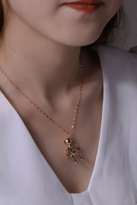 Großhandel Niedliche Cartoon-Tierpuppe Bär 18k Echtgold-Anhänger Halskette für Mädchen Schmuck Halskette Gold Modeschmuck - Product Image 6