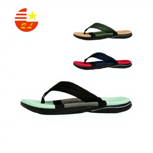 Sandales classiques en caoutchouc pour hommes <span class=keywords><strong>de</strong></span> la <span class=keywords><strong>meilleure</strong></span> qualité directe d'usine Livraison rapide Sandales <span class=keywords><strong>de</strong></span> <span class=keywords><strong>randonnée</strong></span> respirantes pour hommes - Product Image 1