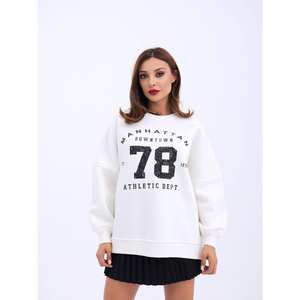 แมนฮัตตัน ดาวน์ทาวน์ 78 เอธเลติก เดปท์เสื้อสเวตเชิ้ตโอเวอร์ไซส์สำหรับผู้หญิง ผ้าถัก ระบายอากาศได้ดี สีขาว - Product Image 2