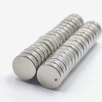 Aimants en néodyme les plus puissants, disques NdFeB D15x3mm avec point rouge pour indiquer le pôle nord