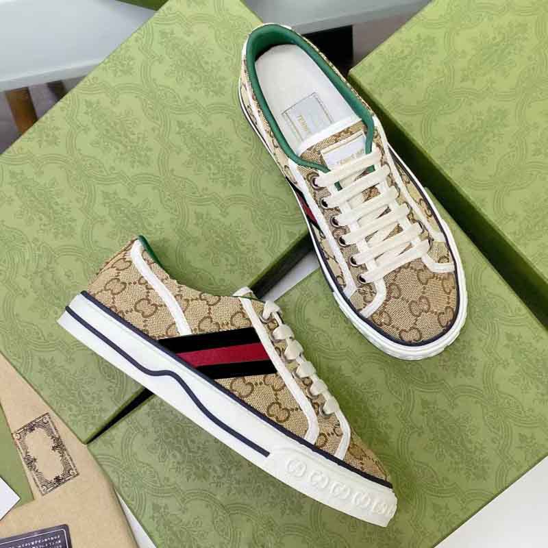 Marcadores de tendencias zapatillas deportivas viejas para