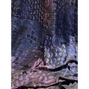 Adire Alabela (Batik) disegnato a mano su tessuto di seta - Product Image 1
