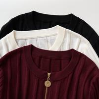 Haut en tricot à rayures verticales élégantes OEM ODM pour femmes 100% laine amincissante fermeture éclair col rond pull en tricot pour l'hiver