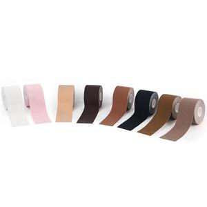 Accessoires de soutien-gorge : Bande adhésive hypoallergénique sans bretelles pour rehaussement et push-up des seins - Product Image 4