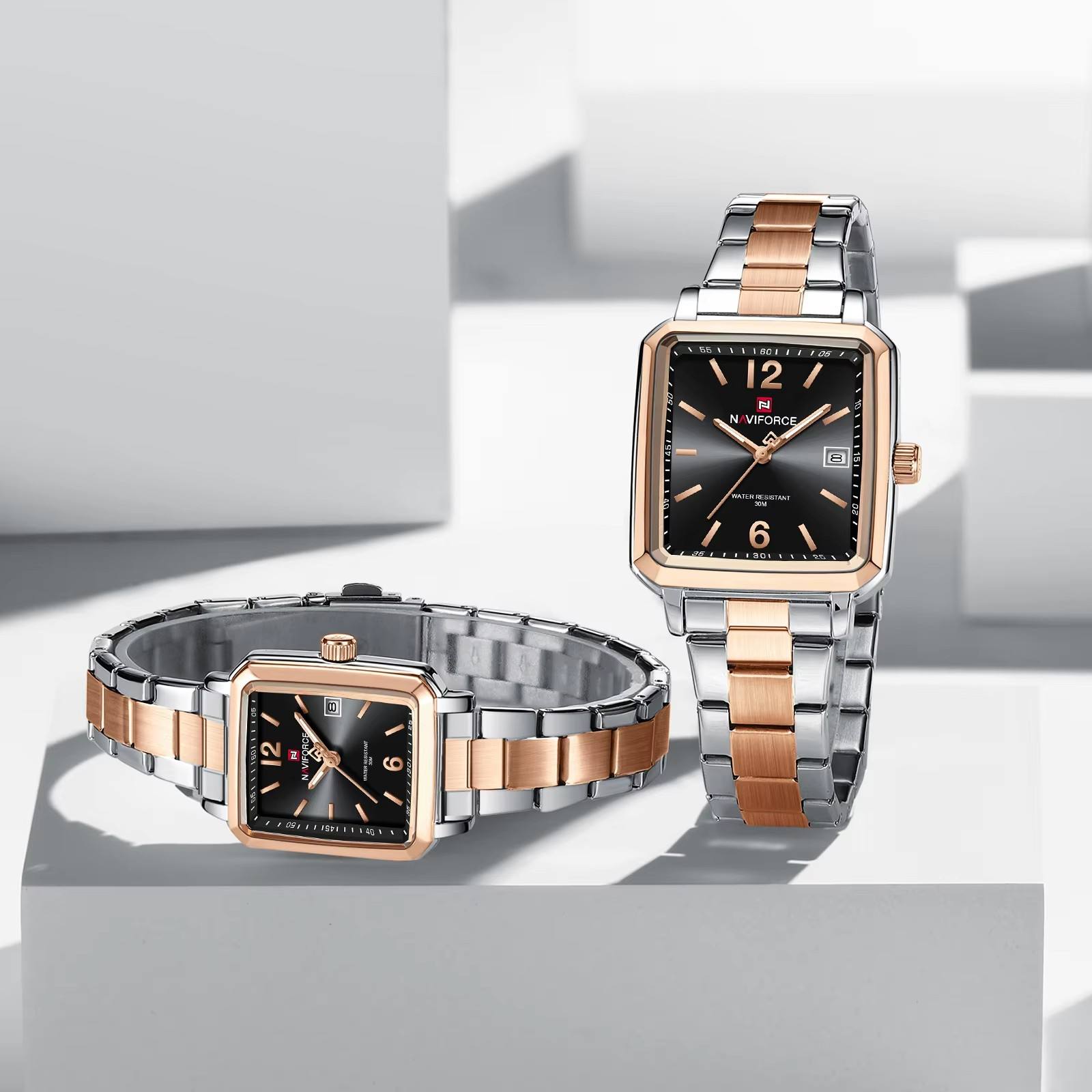 สีดำทอง