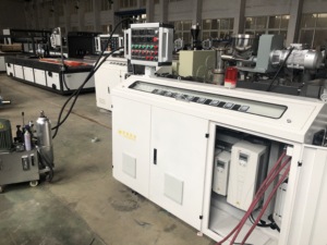Nouveau granulateur de recyclage de PVC à Double vis Machine de coupe et de pelletisation à chaud pour la fabrication de granulés de tuyaux de conduits électriques - Product Image 5
