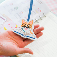 Marque-page en peluche Corgi mignon personnalisé avec ruban bleu Design vif Tissu de haute qualité idéal pour les étudiants amateurs de livres