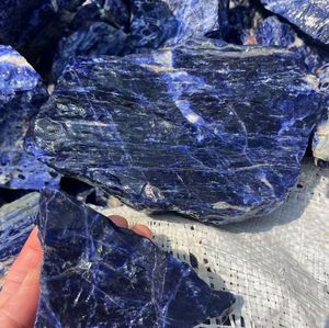 <span class=keywords><strong>Pietre</strong></span> Grezze Naturali per Cristalloterapia, Sodalite Blu Scuro Grezza, Prezzo all'Ingrosso - Product Image 4