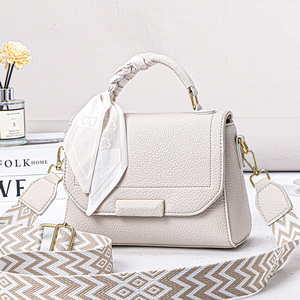 กระเป๋าถือแฟชั่นผู้หญิงมาใหม่ กระเป๋าทรงถัง ดีไซน์หรูหรา กระเป๋าสะพายไหล่และกระเป๋าถือสำหรับผู้หญิง - Product Image 6