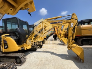 Excavadora sobre orugas Komatsu Pc35 usada 90% nueva 3,5 tonelada precio barato segunda mano Pc35 Mini excavadora modelo Pc40 55 de segunda mano - Product Image 2