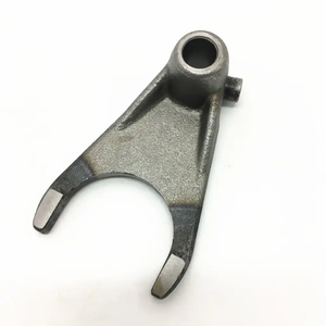 Camión de fundición de inversión de precisión de fundición de cera perdida Horquilla de cambio de acero de aleación automática - Product Image 1