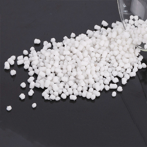 เม็ดพลาสติกคอมโพสิต PVC สีดำแบบกำหนดเองสำหรับพื้นรองเท้าขายส่ง - Product Image 1