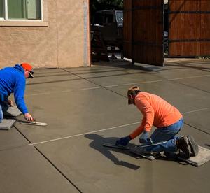 Genouillères en acier inoxydable 28 x 8 pouces, fabrication OEM/ODM, planches à genoux pour béton avec curseurs mobiles pour la finition du béton - Product Image 2