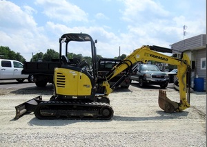 Miniexcavadora Yanmar Vio35 de 1.5 Toneladas, Excavadora Hidráulica con Cucharón de Excavación de 0.12m³ de Capacidad, Equipo de Construcción Usado - Product Image 2