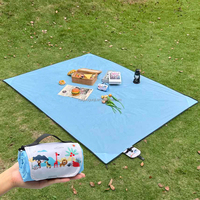 Tapis de plage pliable, léger, durable, imperméable, en polyester, imprimé sur mesure, sans sable, pour le camping en plein air, les pique-niques