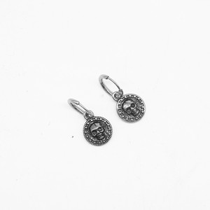 Yunnique – boucles d'oreilles en forme de crâne, en acier inoxydable, rondes, style Punk Rock, bijoux de fête pour hommes et femmes - Product Image 2