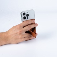 Neues Design Handy zubehör Tragbare Halterung Magnetischer Leder Telefon halter Metall PU Brieftasche Karten halter Mit Telefonst änder
