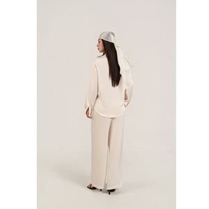 Pantalones de mujer elásticos de cintura media, de verano, al por mayor, casuales, de ajuste holgado, de pierna ancha, lisos, de mezcla de seda, transpirables, de lana, antiarrugas - Product Image 1