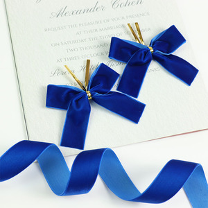 Fábrica pronta para enviar Pre-handmade Pretty Blue Color Velvet <span class=keywords><strong>Ribbon</strong></span> Bow para Candy Gift Packing - Product Image 4