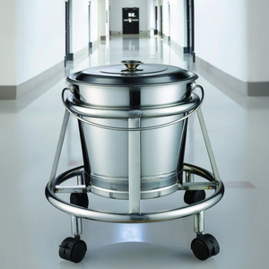 Poubelle à pédale en acier inoxydable pour hôpital - Product Image 3