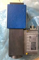 Vanne directionnelle proportionnelle hydraulique Rexroth 4WRPEH10C3B100L30M24A1 24V pour machines hydrauliques industrielles
