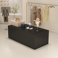 Élégant moderne pour femmes magasin de vêtements affichage armoire armoire charnières réglables panneau en bois porte MDF Construction-Yimutang