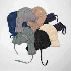 Nouvelle Collection Automne Hiver 2025 – Bonnets Tricotés Métalliques Tendance pour Hommes et Femmes – Chauds, Protection des Oreilles pour le Ski et le Cyclisme - Product Image 1