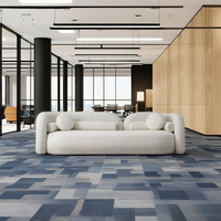Italienisches minimalistisches Design, weißes, getuftetes Samt-Büro-Lounge-Sofa, 3-4-Sitzer für Wohnzimmer, Warehouse Lamb Style Couch