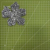 ZSY nouveau strass fleurs pour tissu mode cristal fleurs décoration usine diamant fleurs pour chapeau sac vêtements