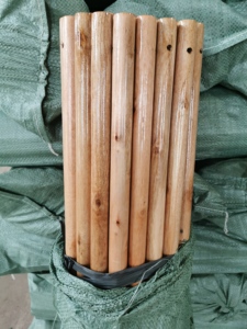 <span class=keywords><strong>Venta</strong></span> Directa de Fábrica: Palos de Escoba de Madera Barnizada para Uso Interior o Exterior - Product Image 4