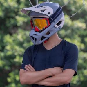 Nuevo Casco de Ciclismo de Montaña PBRabbit para Hombre y Mujer, para Descenso/Todoterreno, Casco Integral de una Pieza con Gafas, Carcasa de ABS/PC y Espuma - Product Image 6